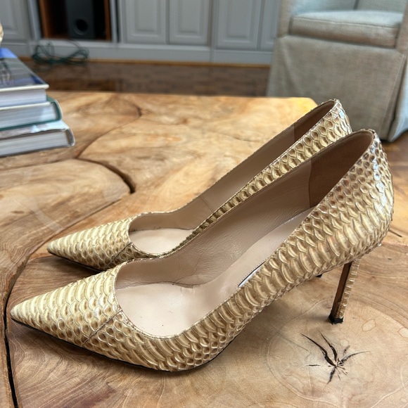 MANOLO BLAHNIK BEIGE SNAKESKIN BB CLASSIC PUMPS POINTY TOE HEELS - Picture 7 of 10
